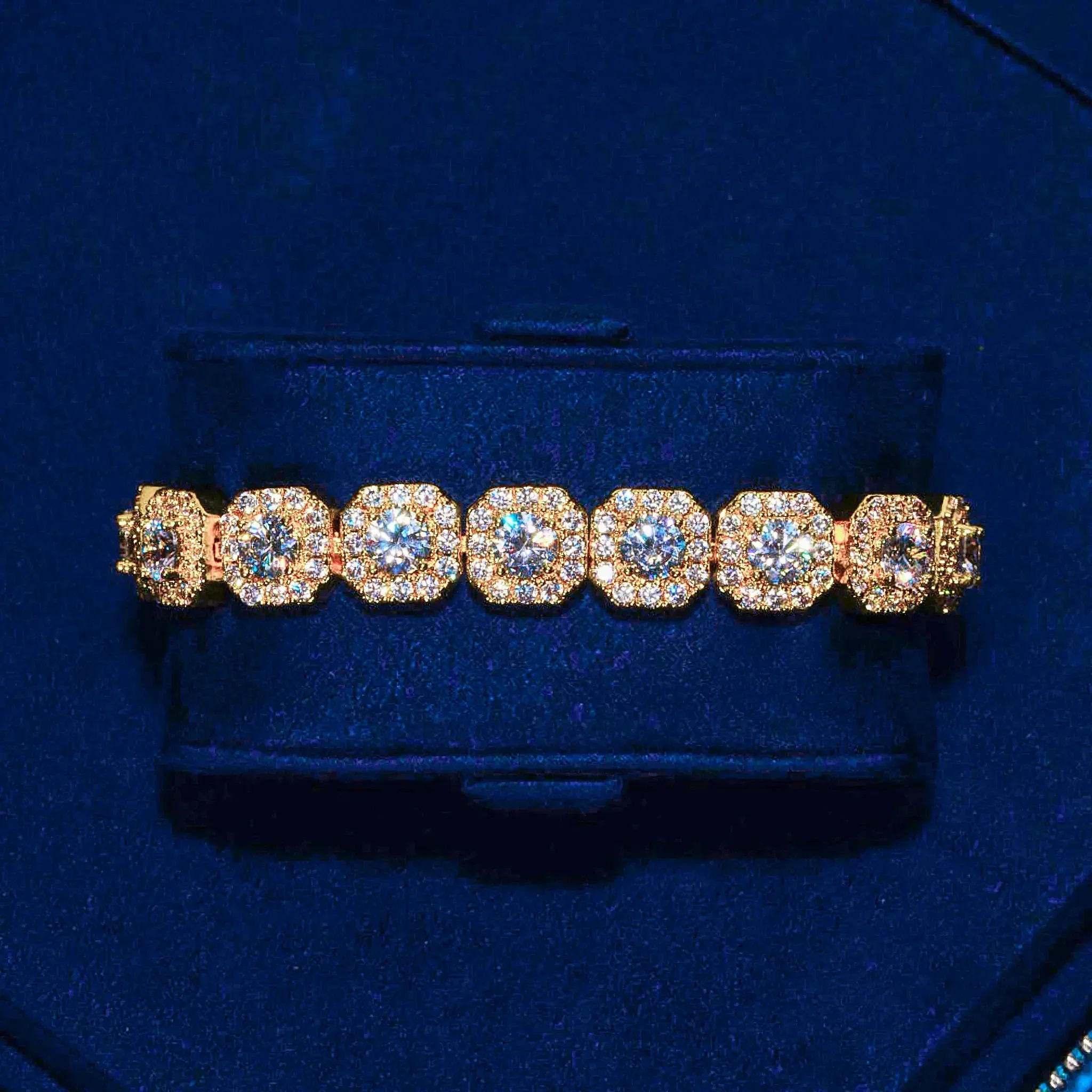 10mm Clustered Tennis Bracelet - Gold - Image 3