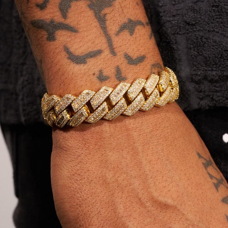 17mm BAGUETTE PRONG LINK BRACELET - GOLD - Image 2