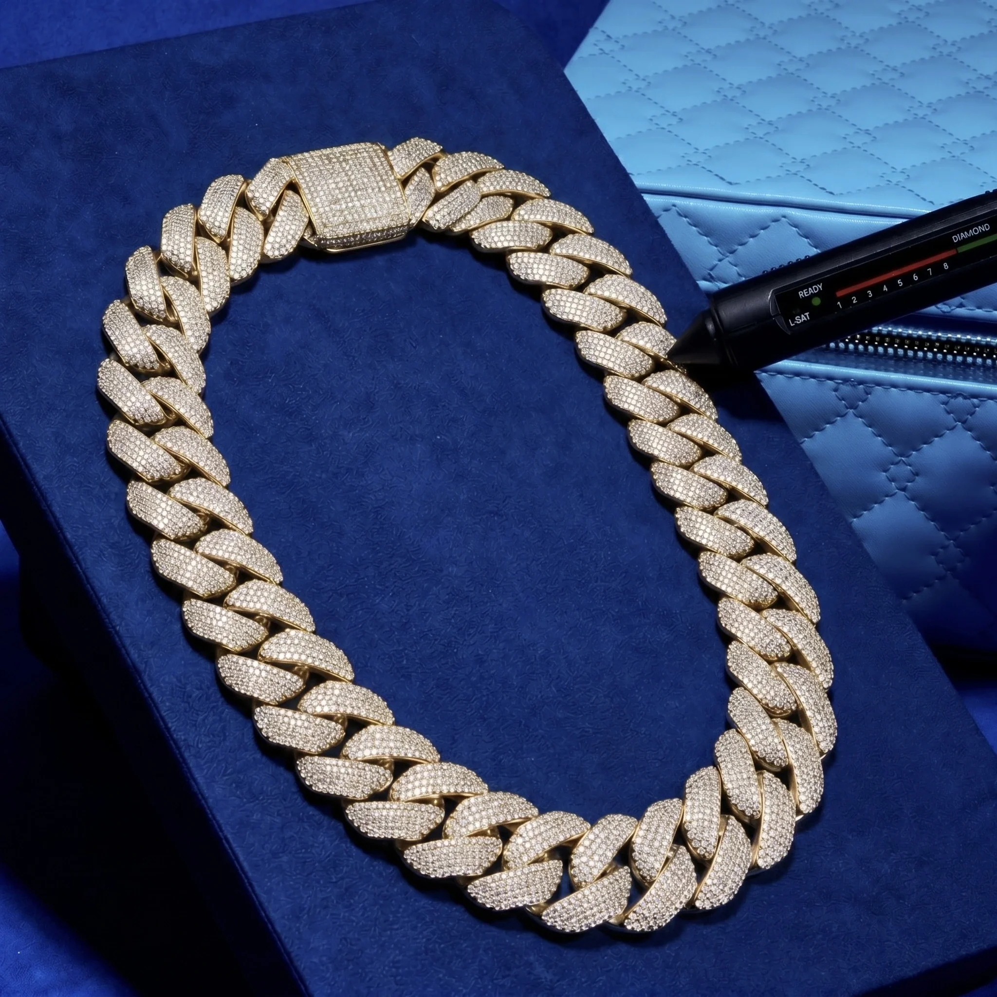 23MM Miami Cuban Link Chain - Gold - Image 3