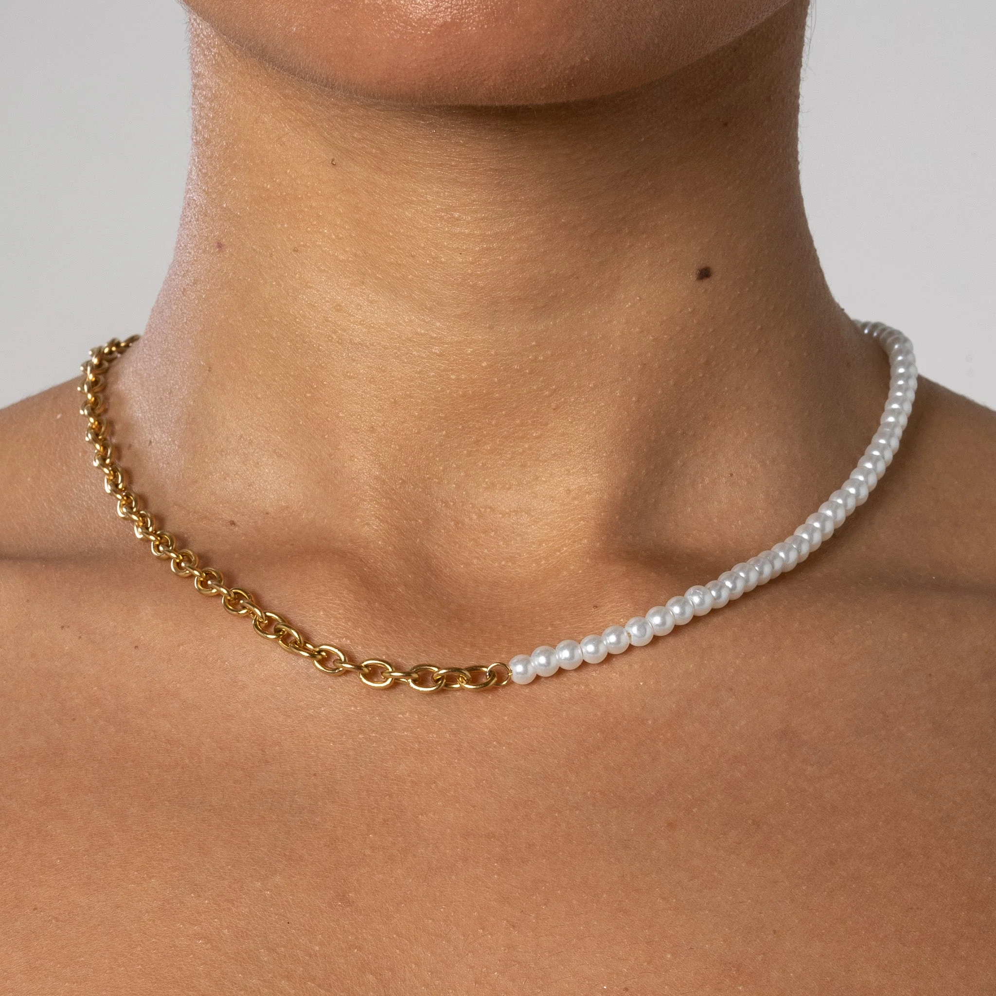 4mm Half Pearl & Cable Necklace - Gold - Image 2