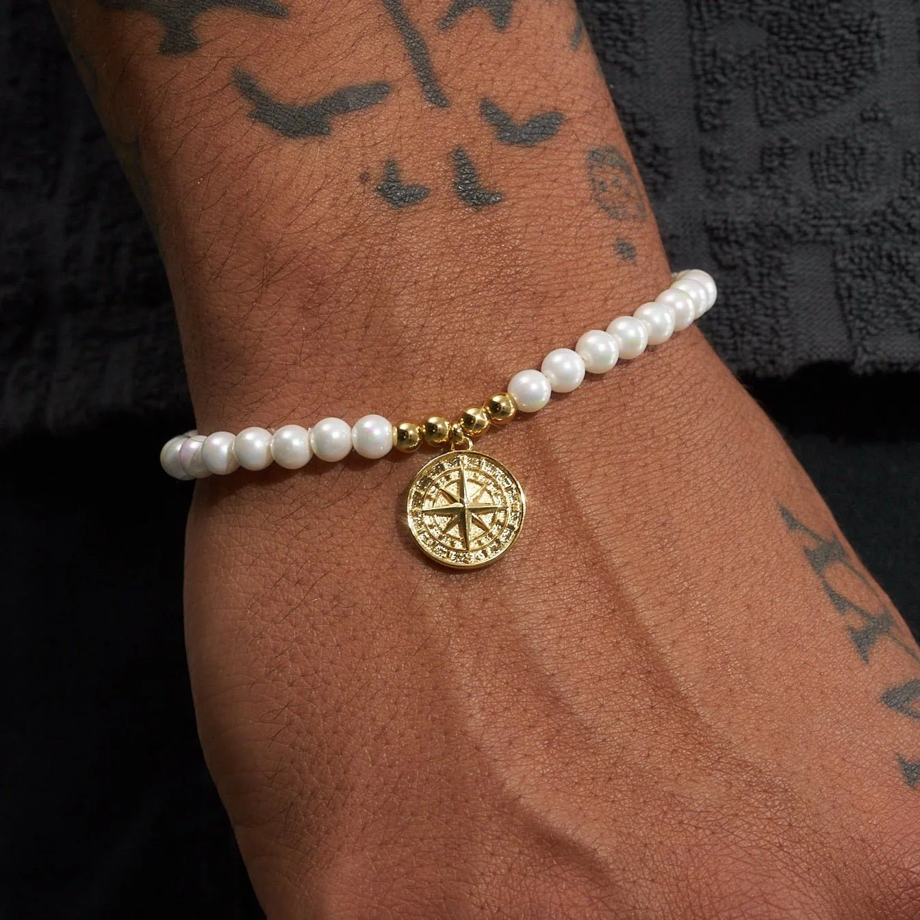 5mm Compass Pearl Bracelet - Image 3