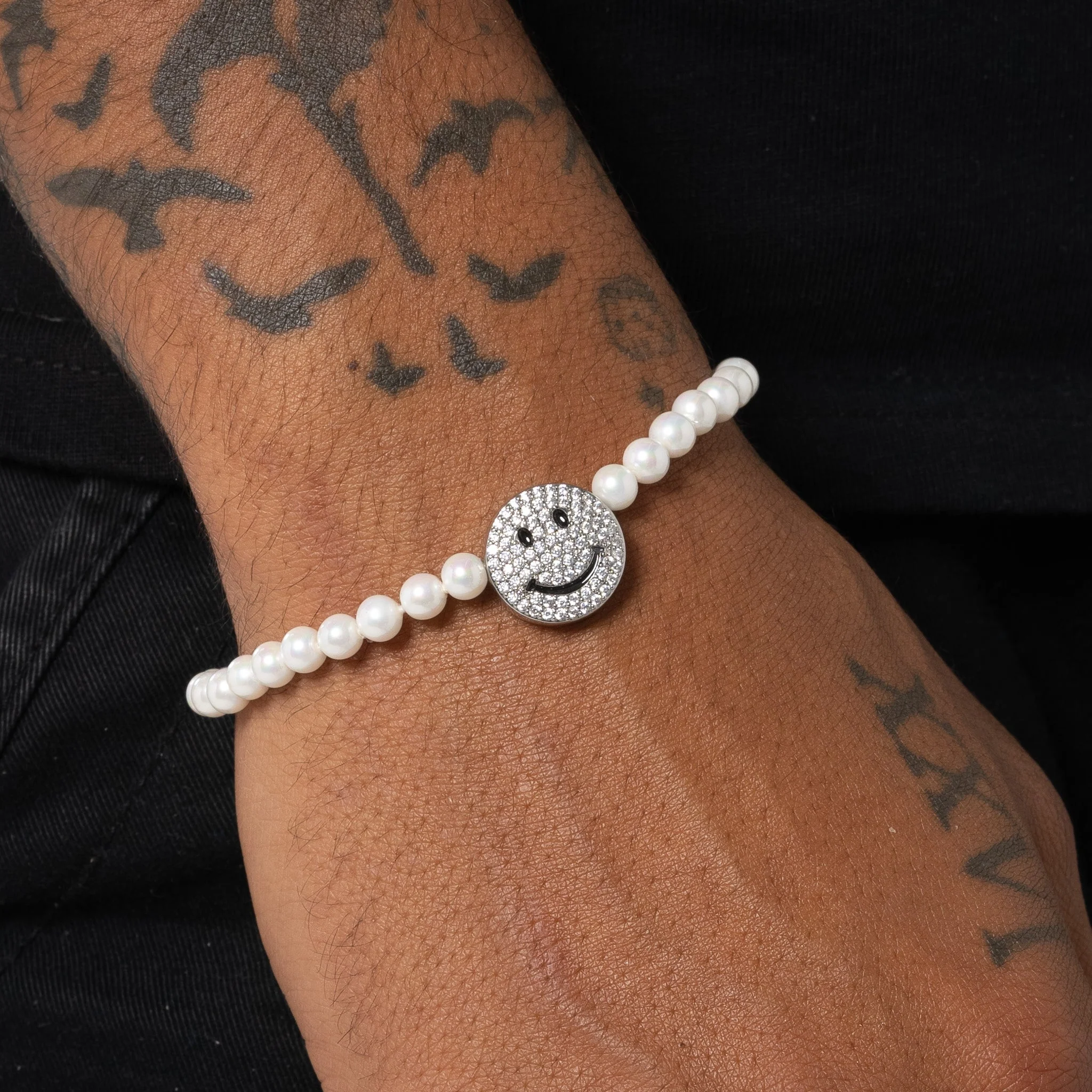 5mm Iced Smiley Face Motif Pearl Bracelet - Image 2