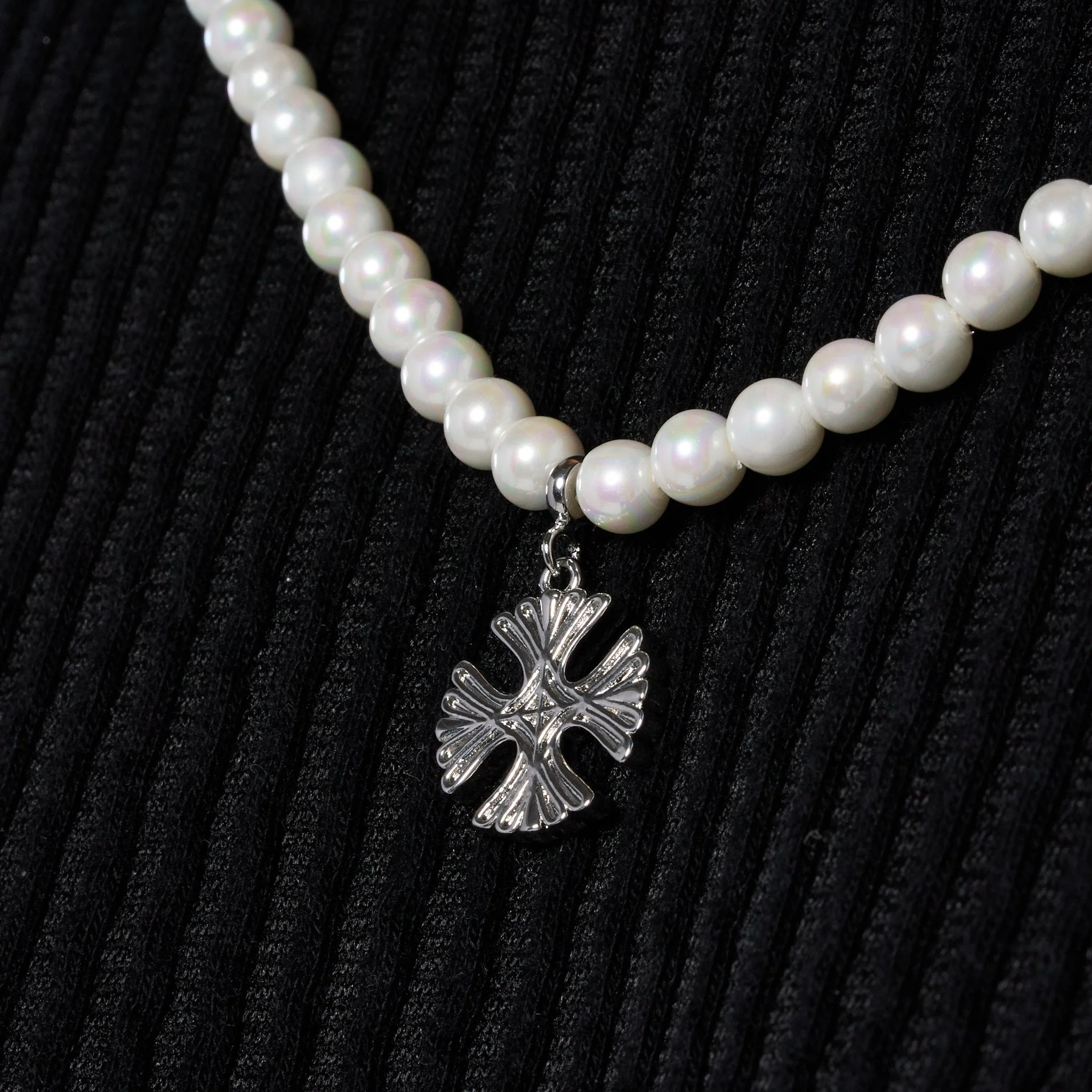 5mm Celtic Cross Motif Pearl Necklace - White Gold - Image 3