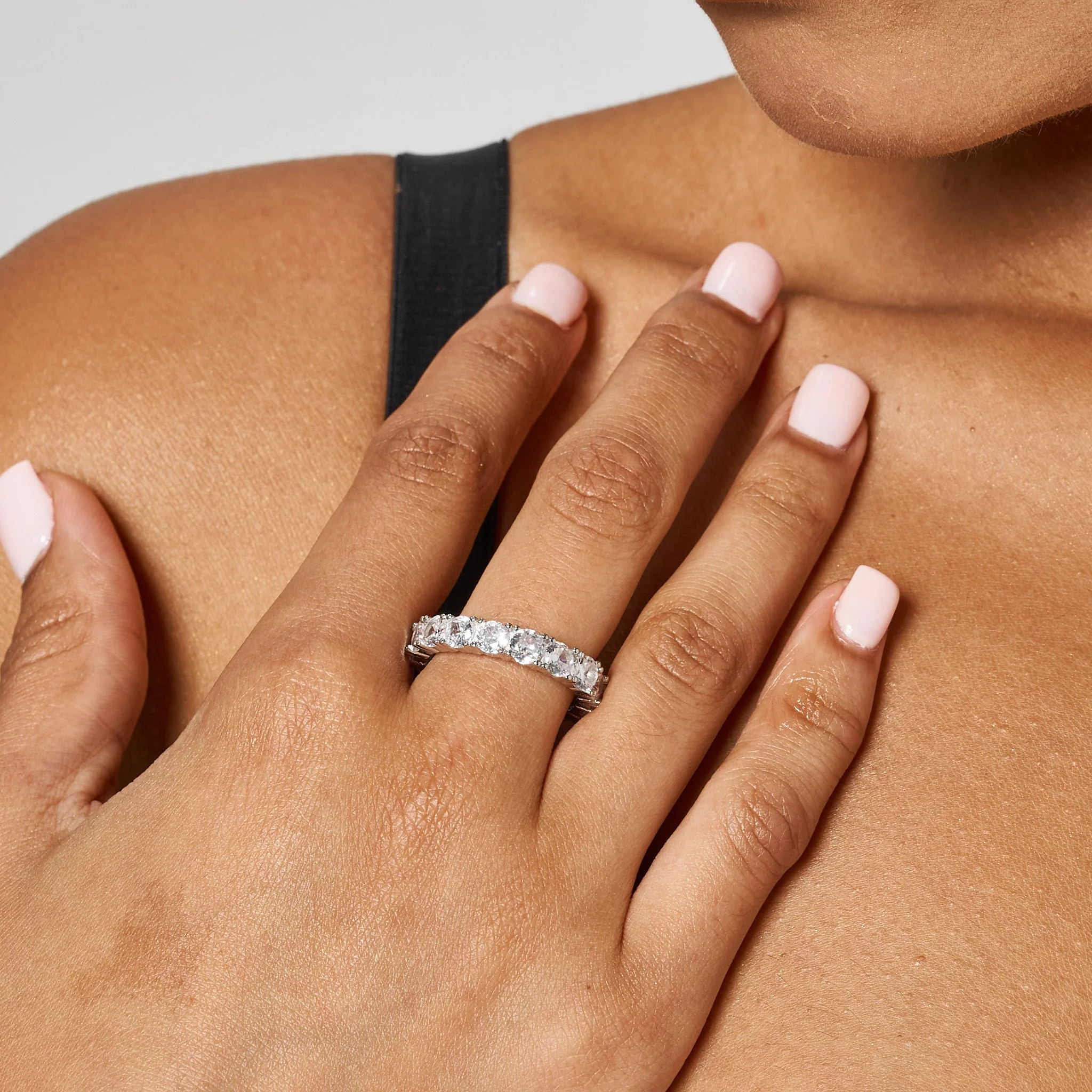 925 SINGLE ROW DIAMOND RING - White Gold - Image 3