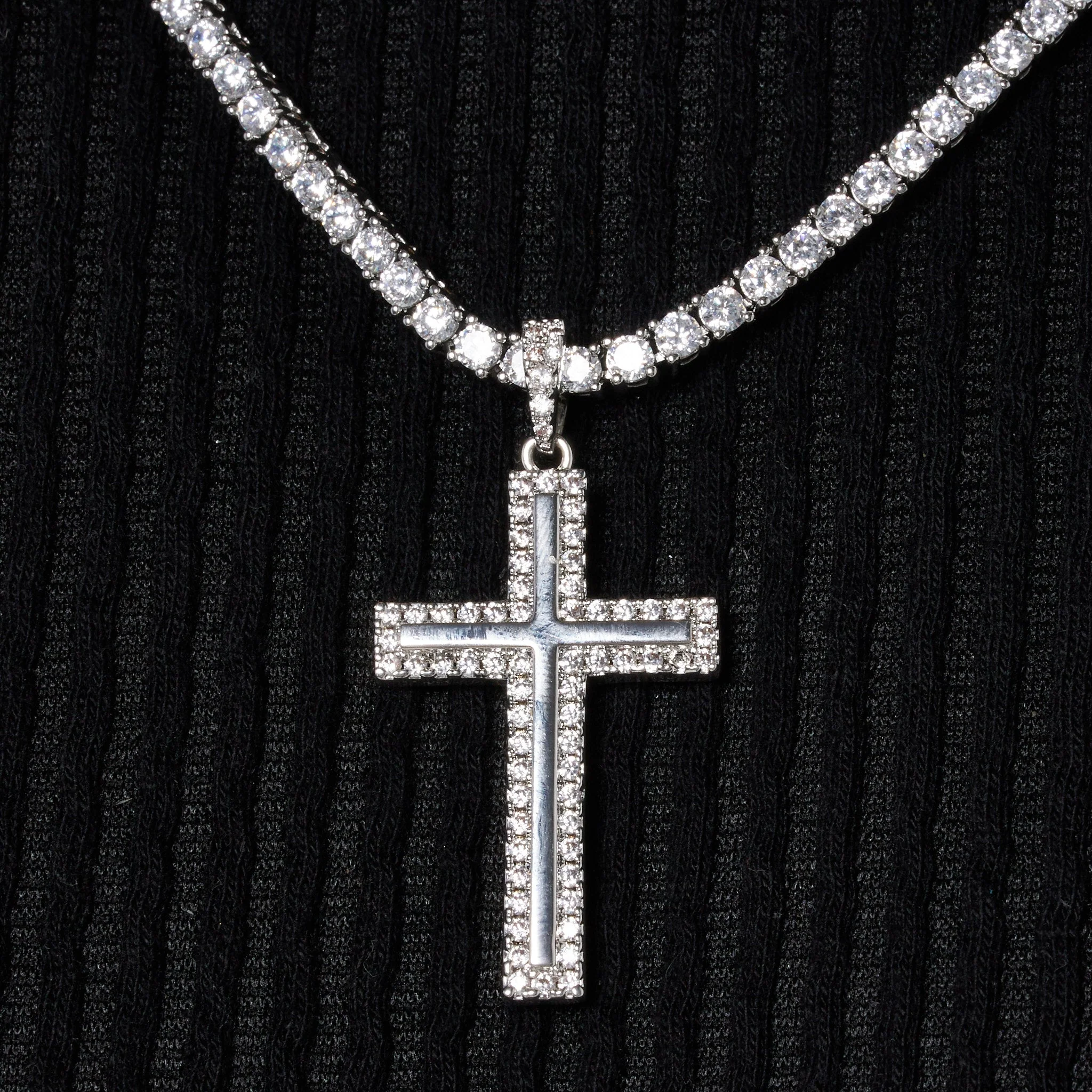 ICED CROSS PENDANT - White Gold - Image 2