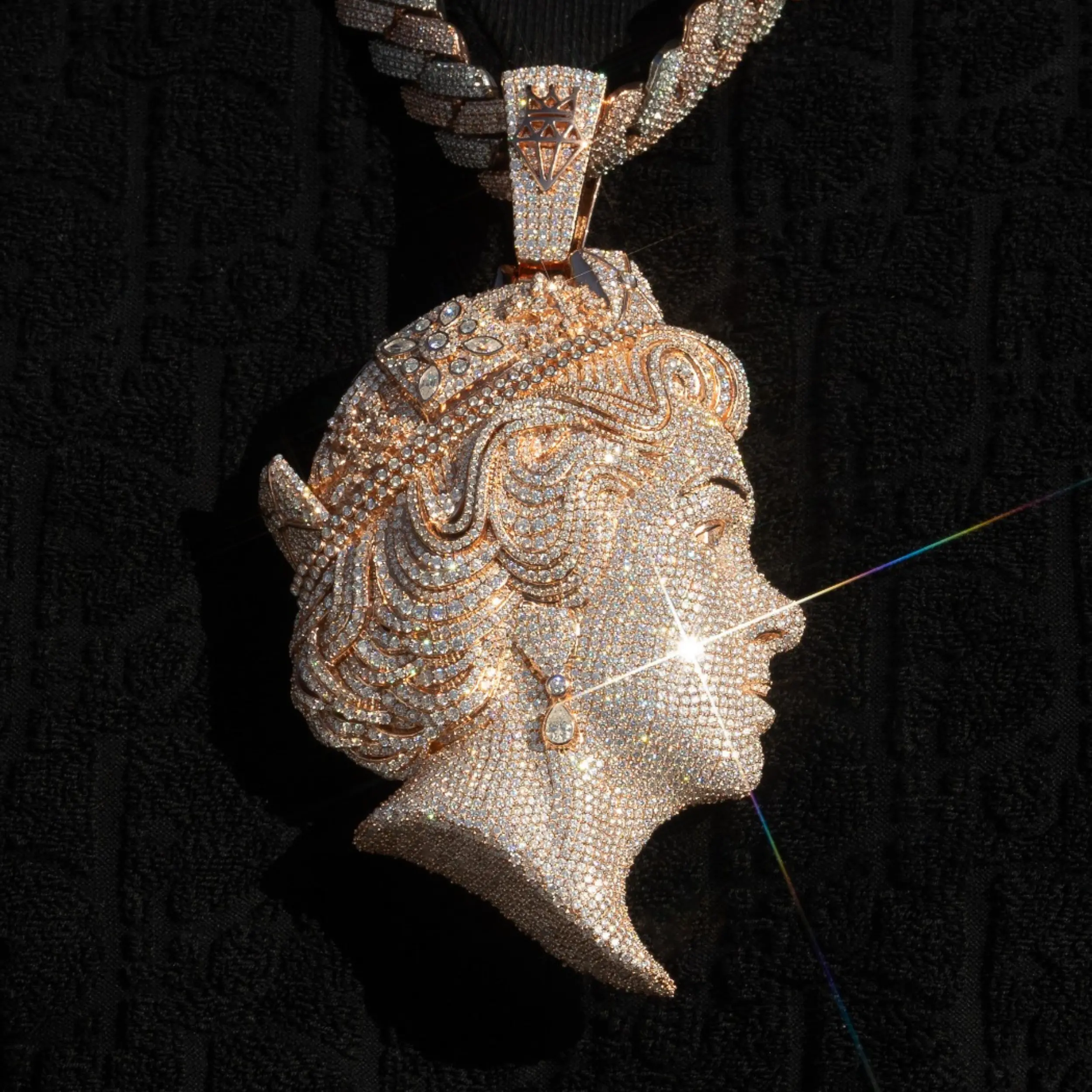 Queen Elizabeth Moissanite Pendant (Inspired by Central Cee) - Rose Gold