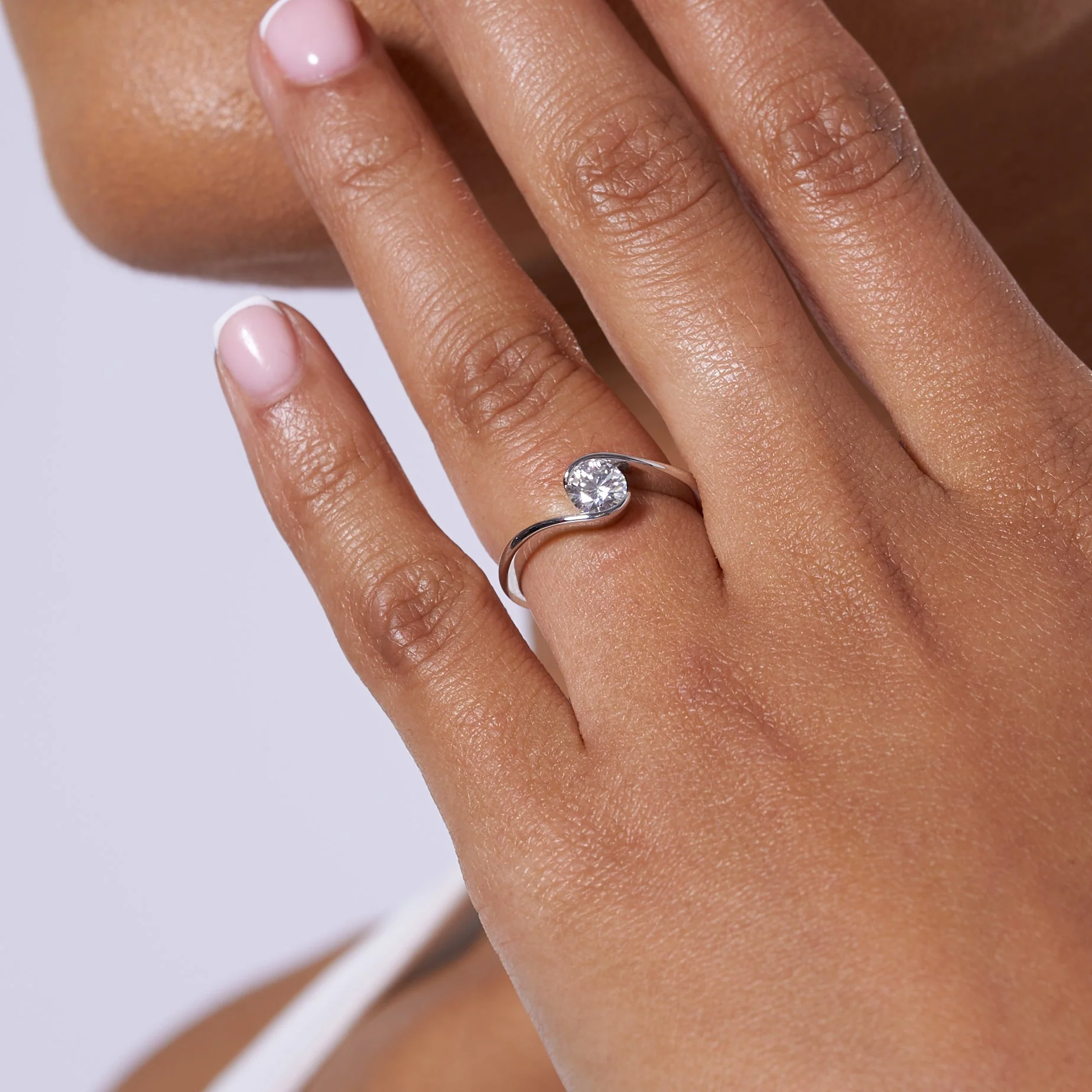 Wave Solitare Moissanite Engagement Ring - Image 2